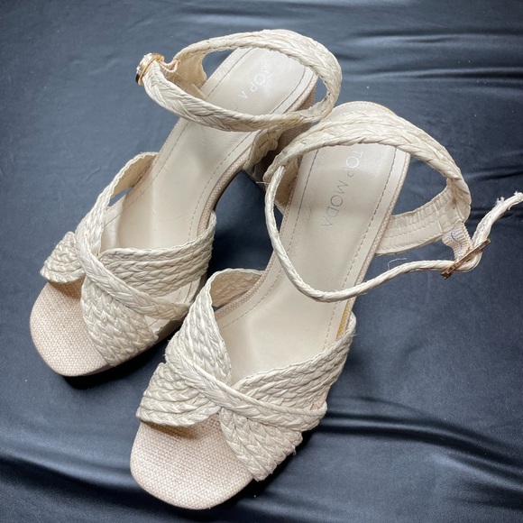 TOP Moda Beige Platform Sandals - Picture 2 of 4